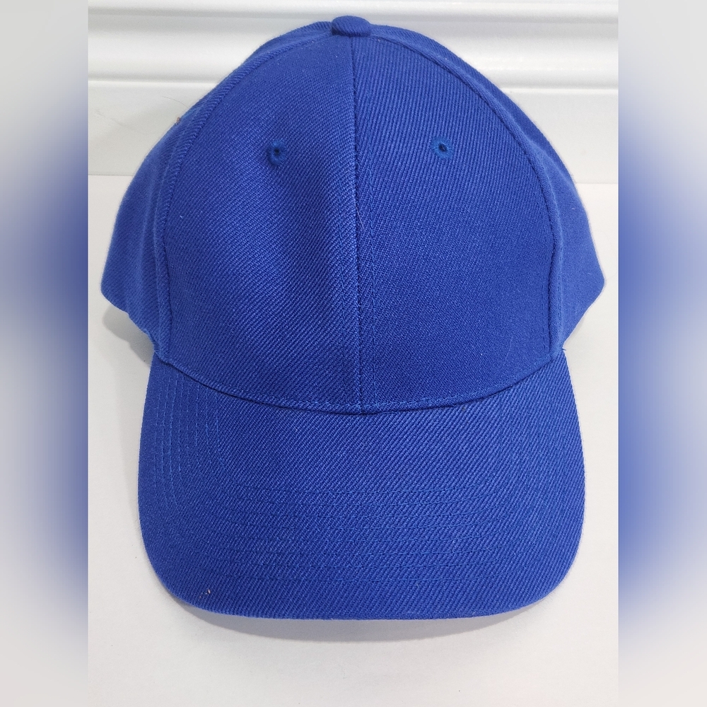 Fahrenheit Royal Blue Fashion Headwear NWOT